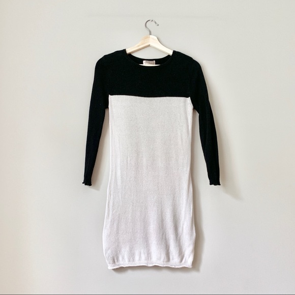 {Forever 21} Long Black & White Knit Sweater - Picture 2 of 5